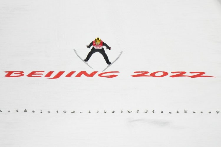 Ryoyu Kobayashi wins normal hill competition at Olympics